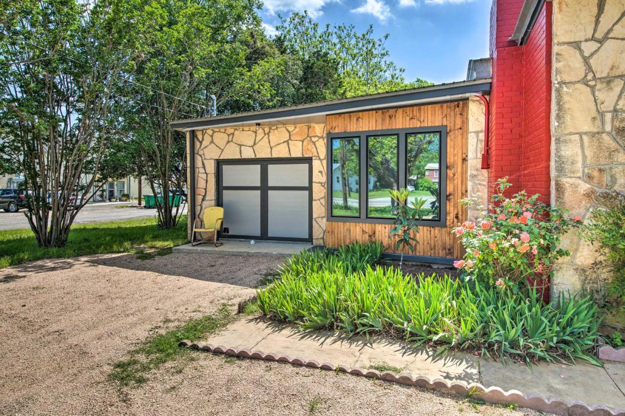 Retro Updated Blanco Abode - Steps To Main Street! Exterior foto