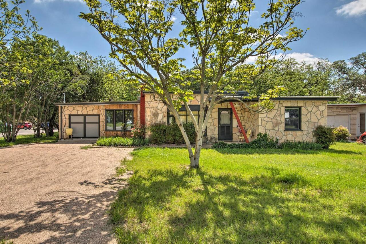 Retro Updated Blanco Abode - Steps To Main Street! Exterior foto